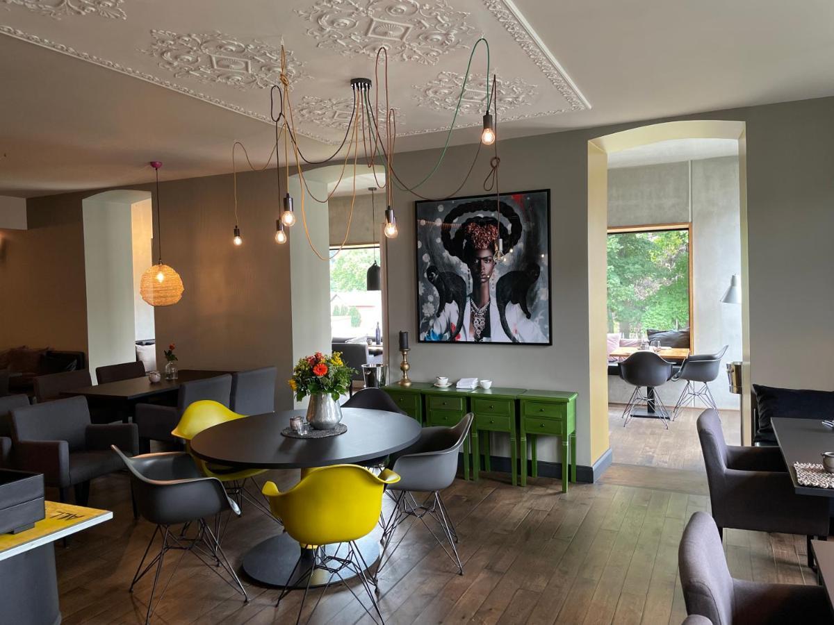 Landwerk Hotel-Restaurant Wallerfangen Esterno foto